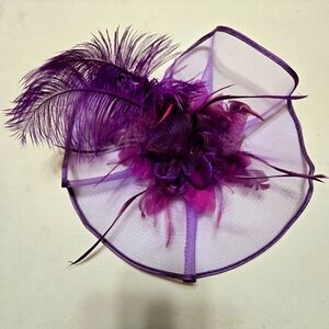 ``RH25735 Purple Fascinator